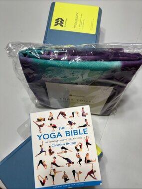 Yoga Bundle NWT
